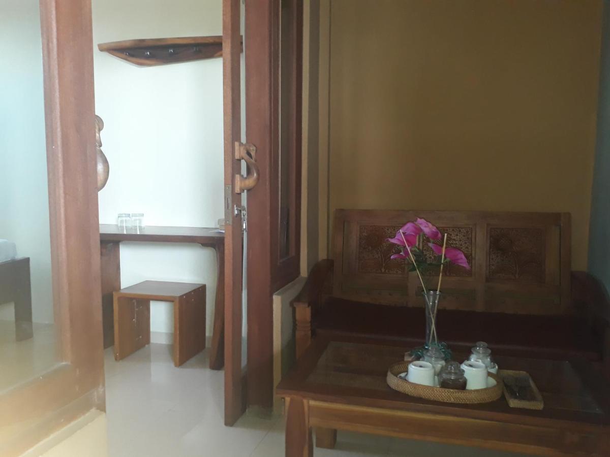 Adi House Homestay Ubud Esterno foto