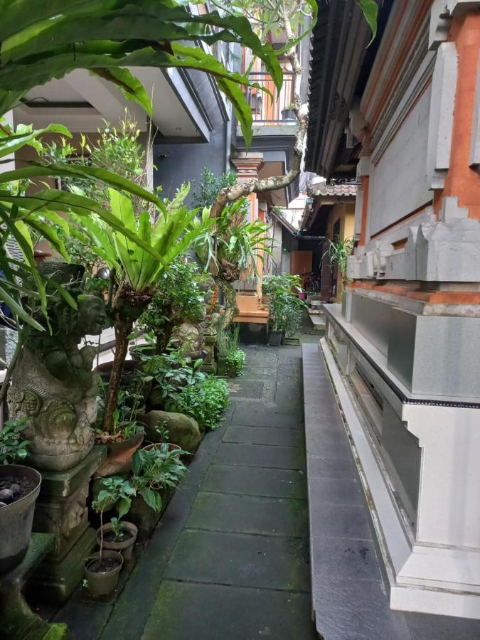 Adi House Homestay Ubud Esterno foto