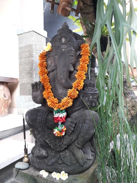 Adi House Homestay Ubud Esterno foto