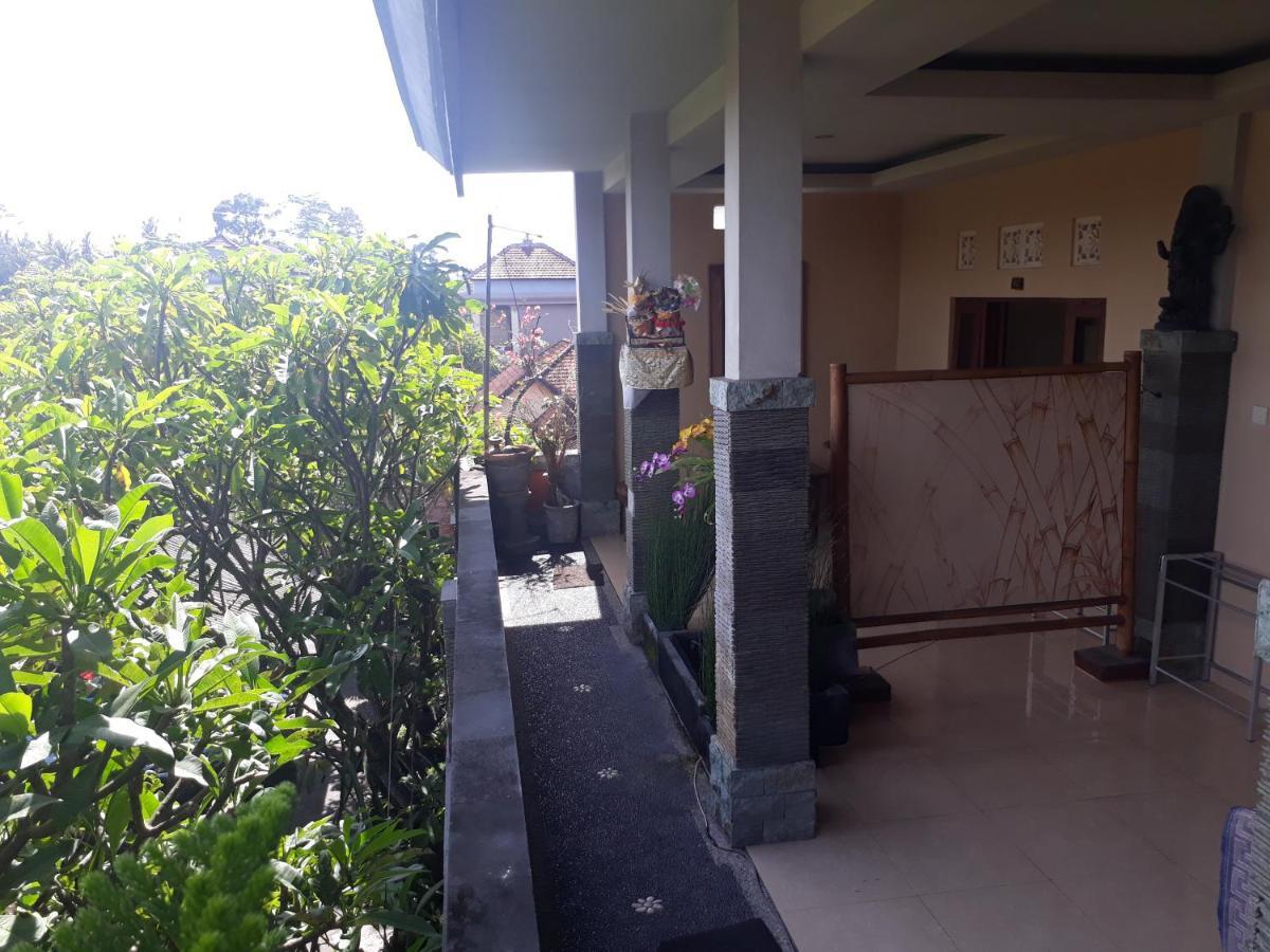 Adi House Homestay Ubud Esterno foto