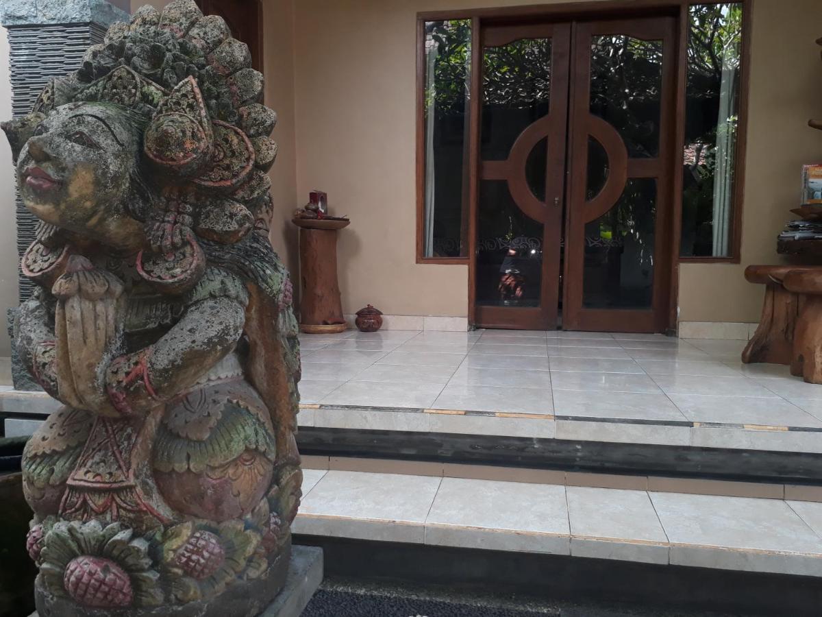 Adi House Homestay Ubud Esterno foto